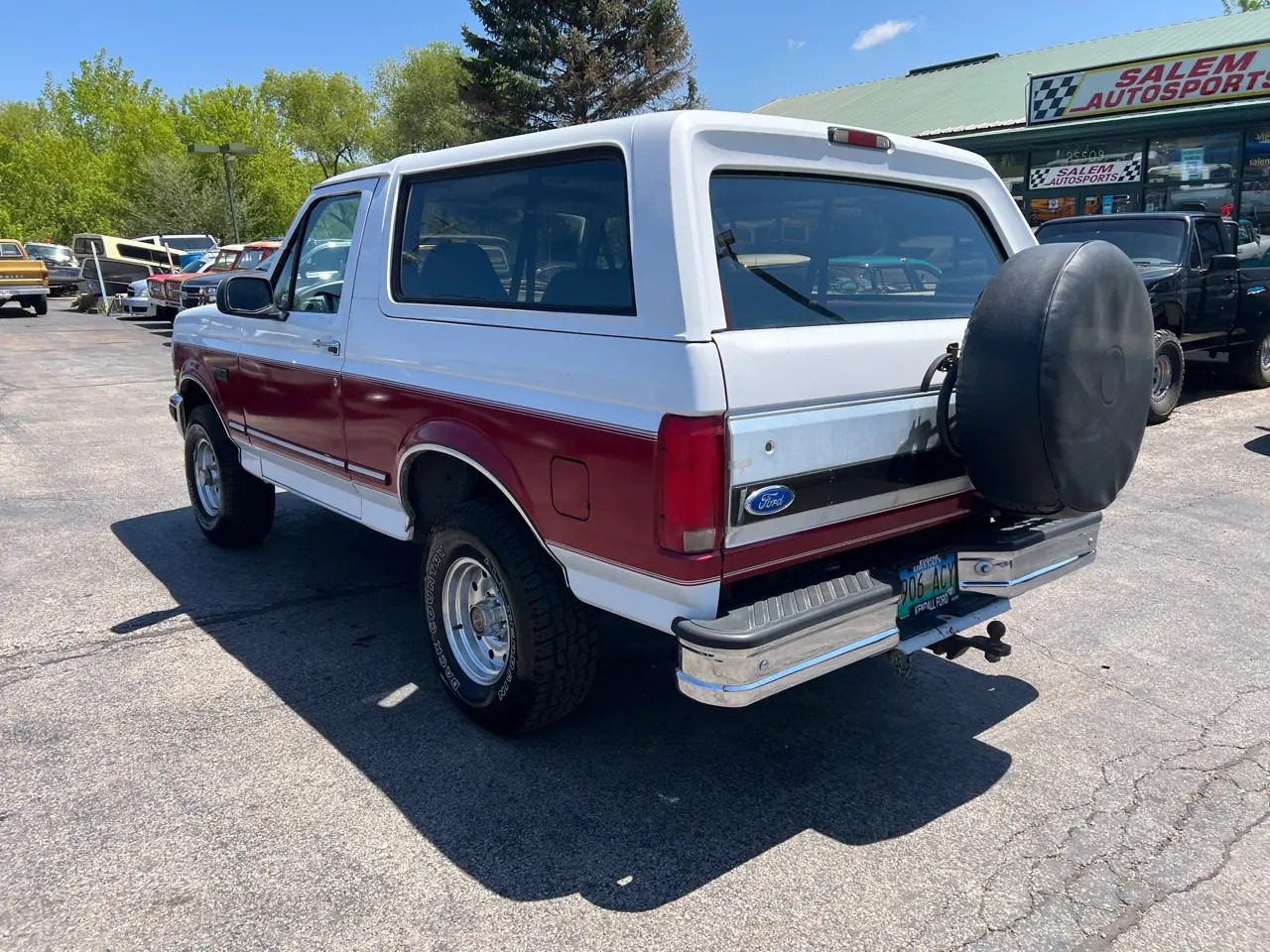 1994 Ford Bronco XLT - 4