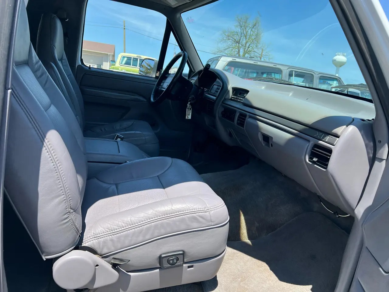 1994 Ford Bronco XLT