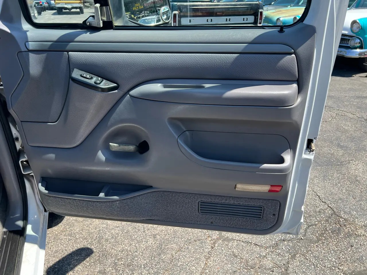 1994 Ford Bronco XLT