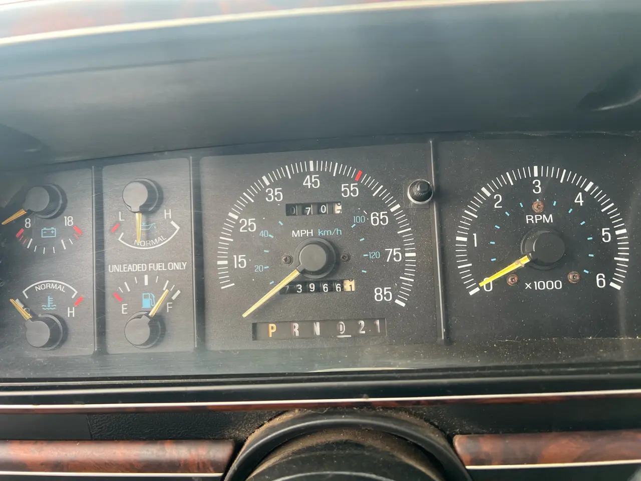 1989 Ford F-350 XLT Lariat