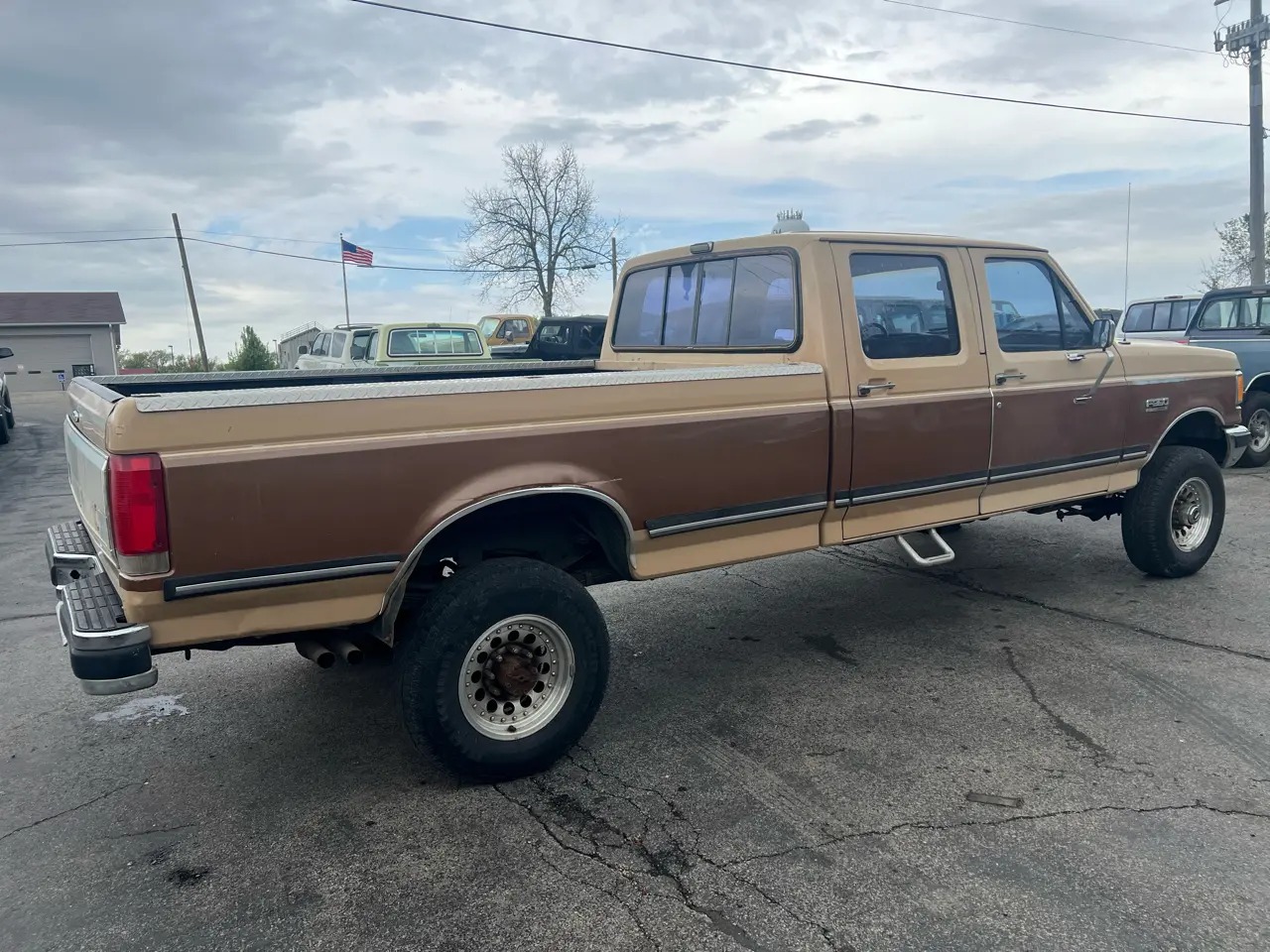 1989 Ford F-350 XLT Lariat - 4
