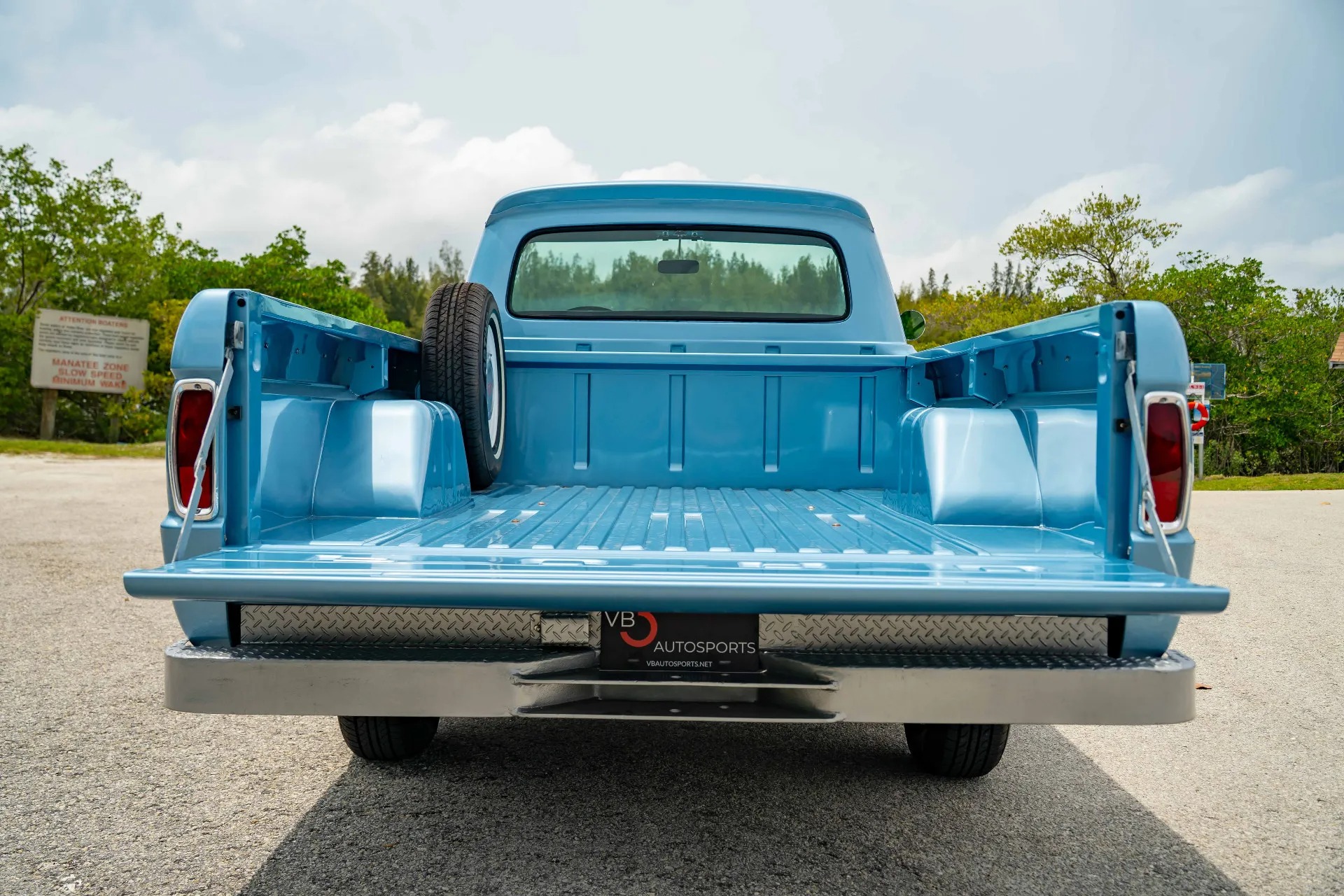 1963 Ford F-100 Custom Cab
