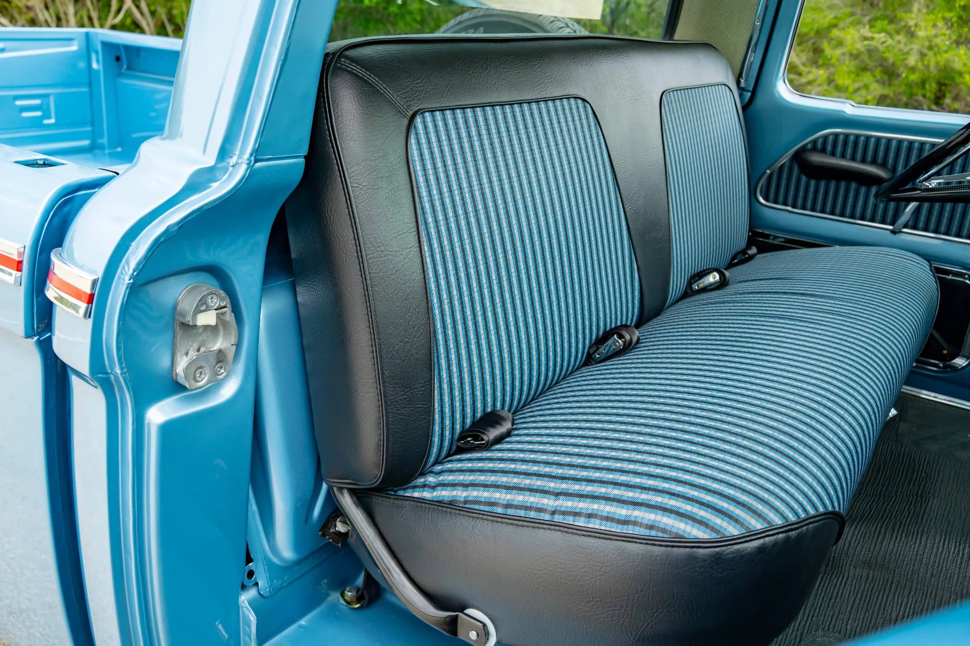 1963 Ford F-100 Custom Cab