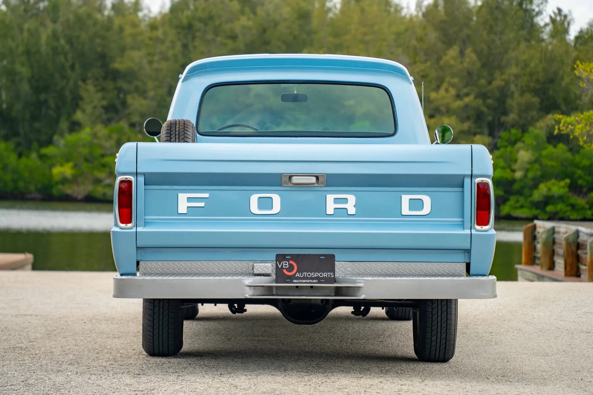 1963 Ford F-100 Custom Cab