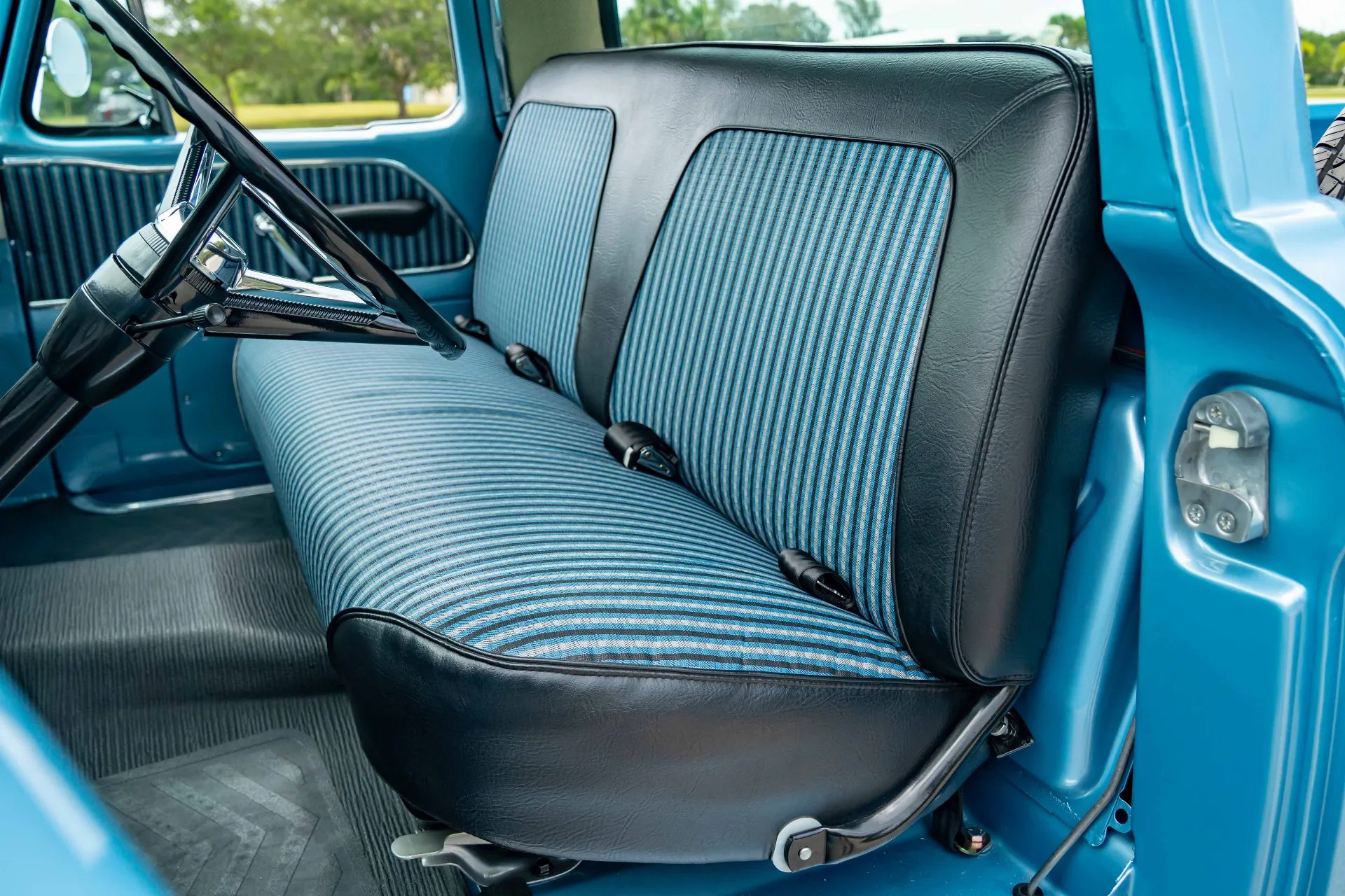 1963 Ford F-100 Custom Cab