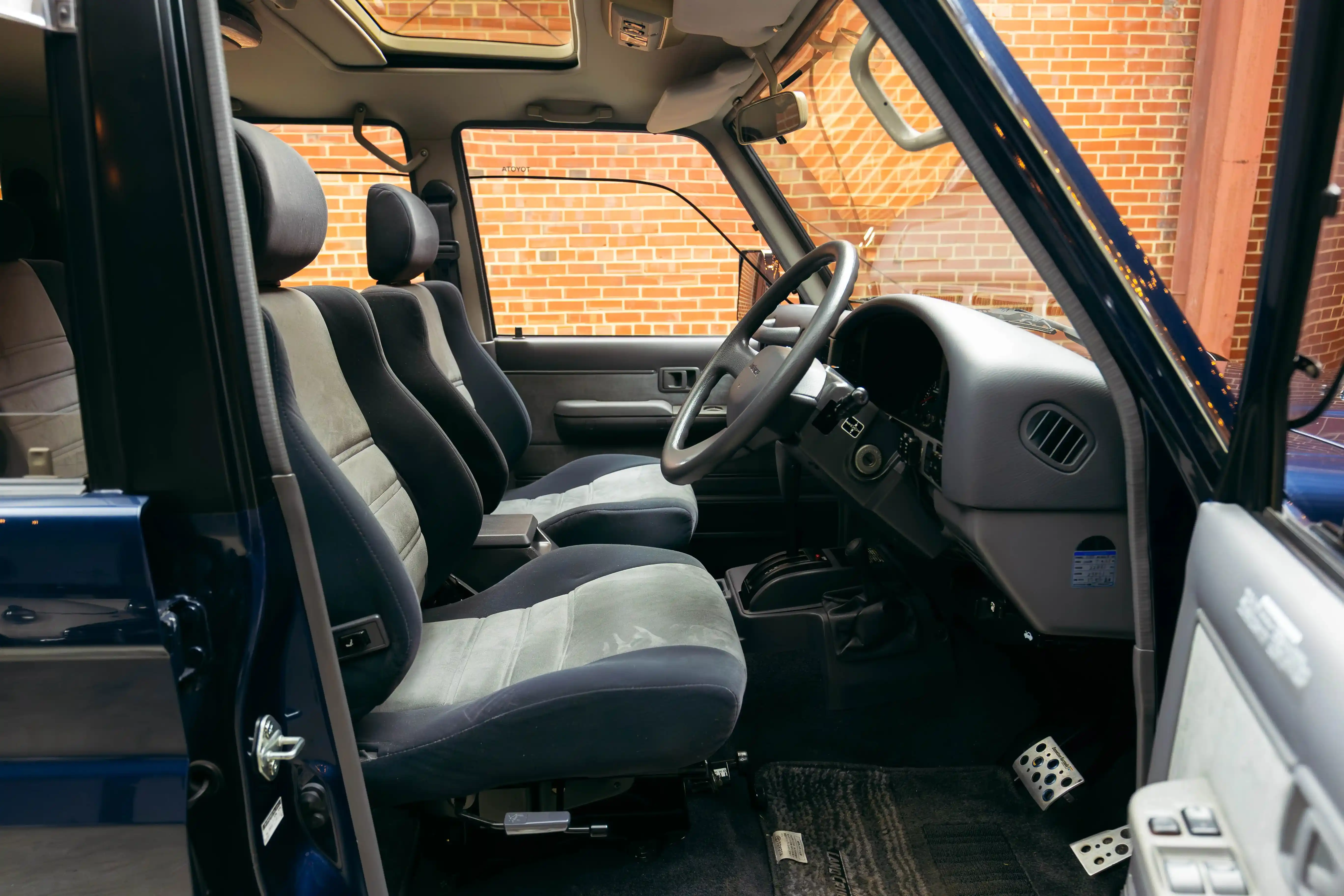 1995 Toyota Land Cruiser Prado KZJ78 EX