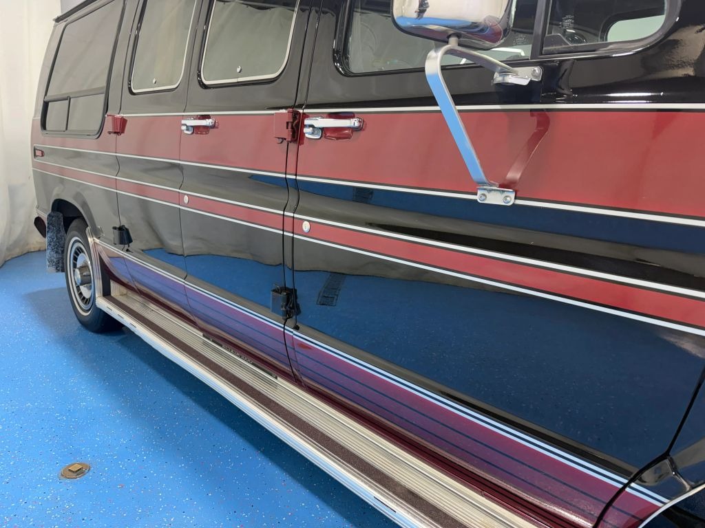 1988 Ford E-150 Econoline Conversion Van