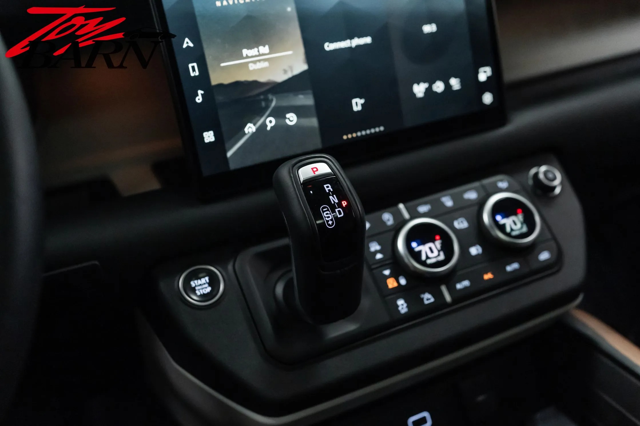 2023 Land Rover Defender 130 SE