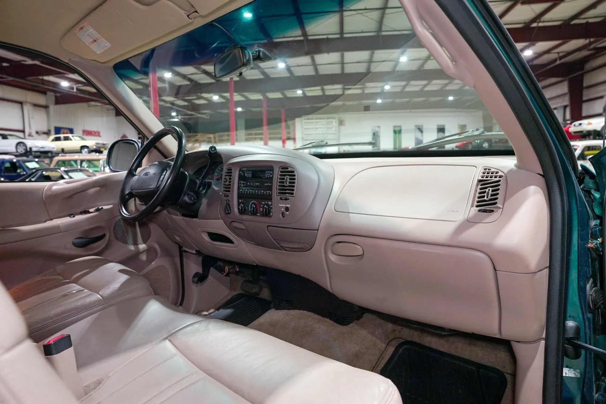 1997 Ford F-150 Lariat