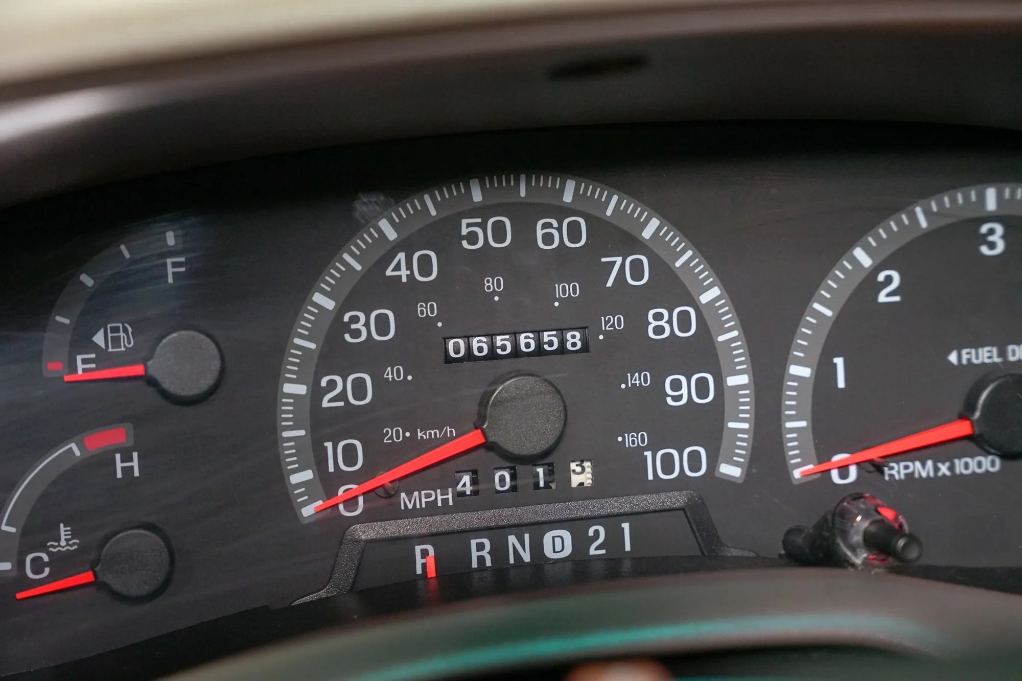 1997 Ford F-150 Lariat
