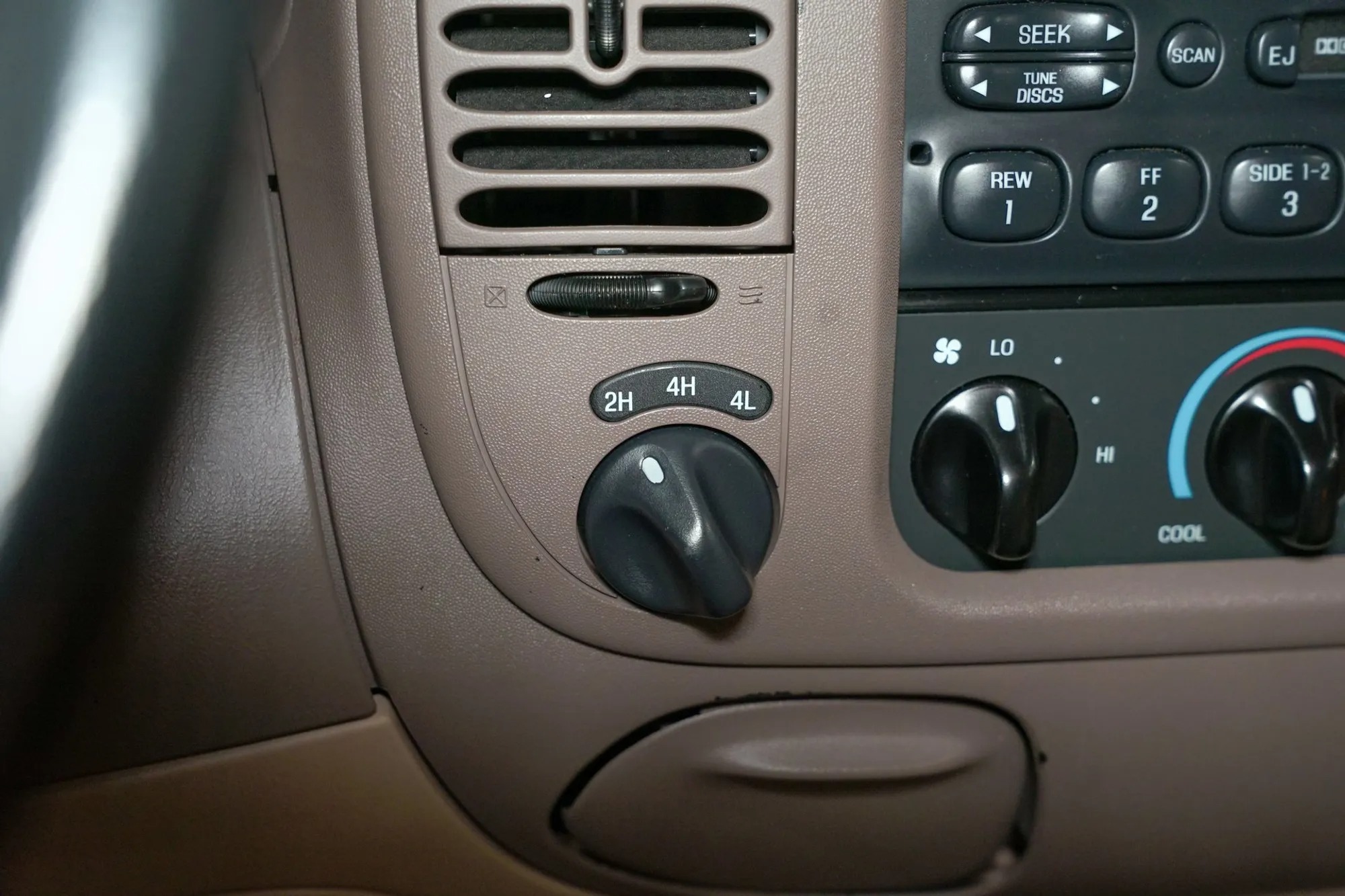 1997 Ford F-150 Lariat