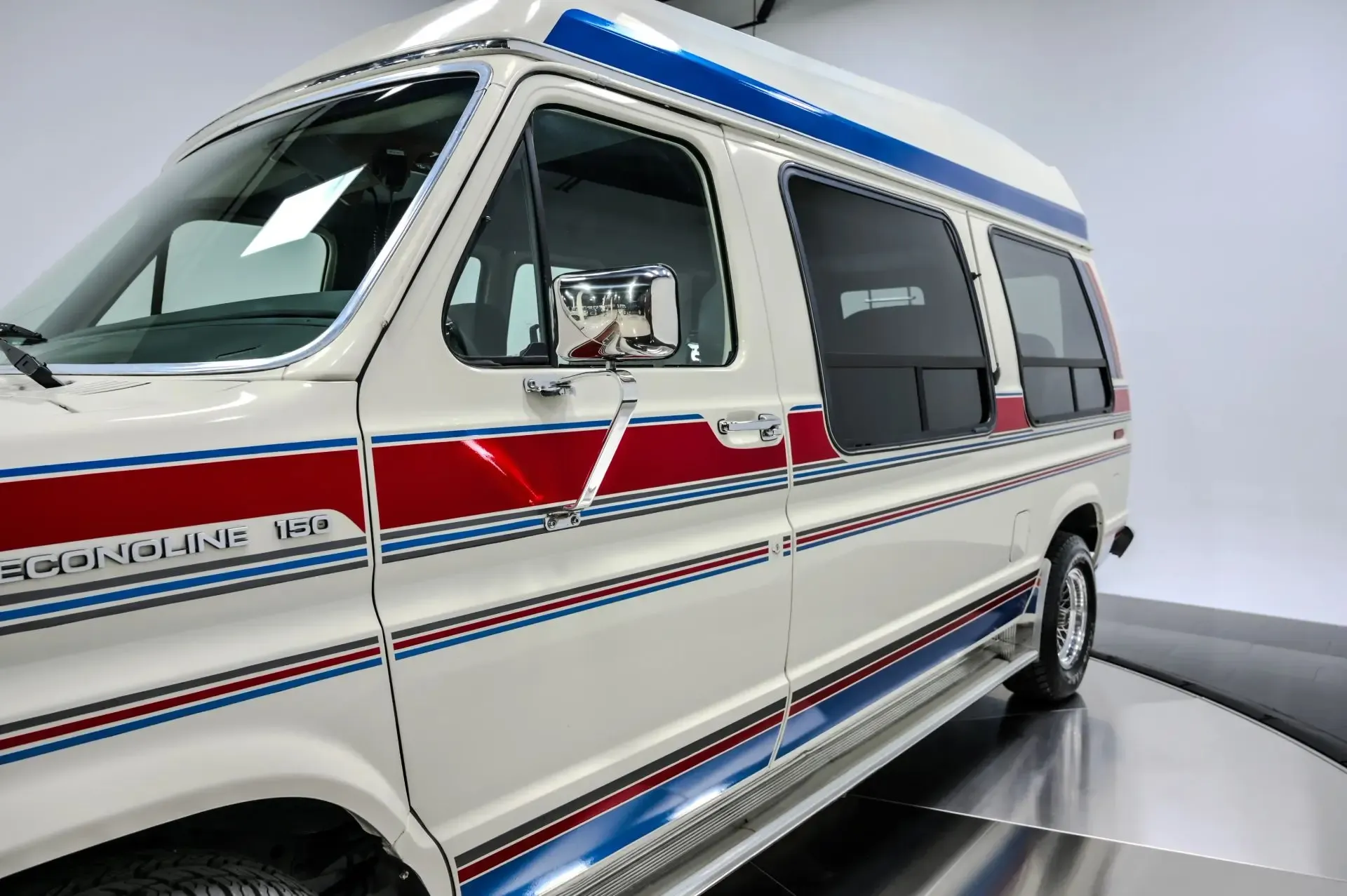 1990 Ford E-150 Econoline