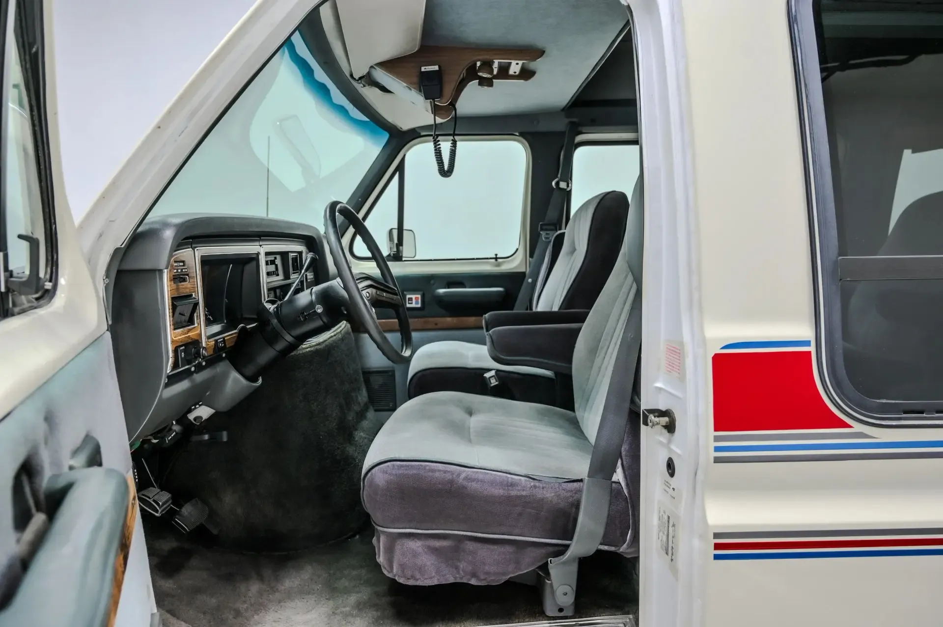 1990 Ford E-150 Econoline