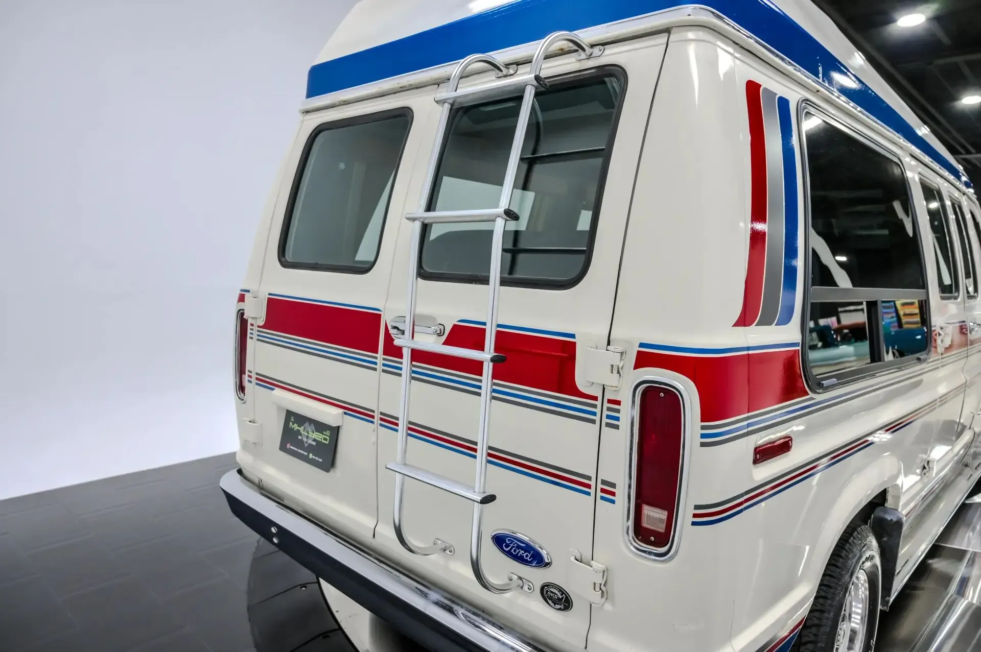1990 Ford E-150 Econoline