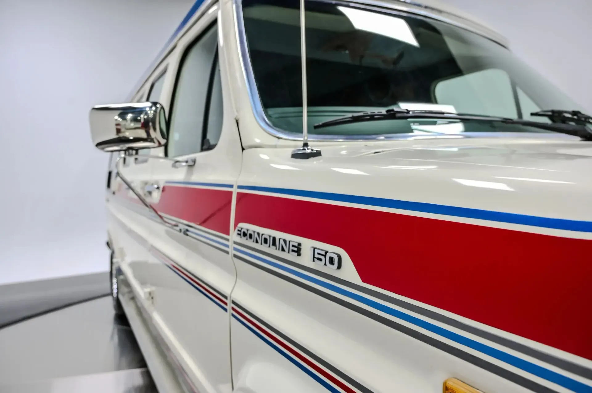 1990 Ford E-150 Econoline