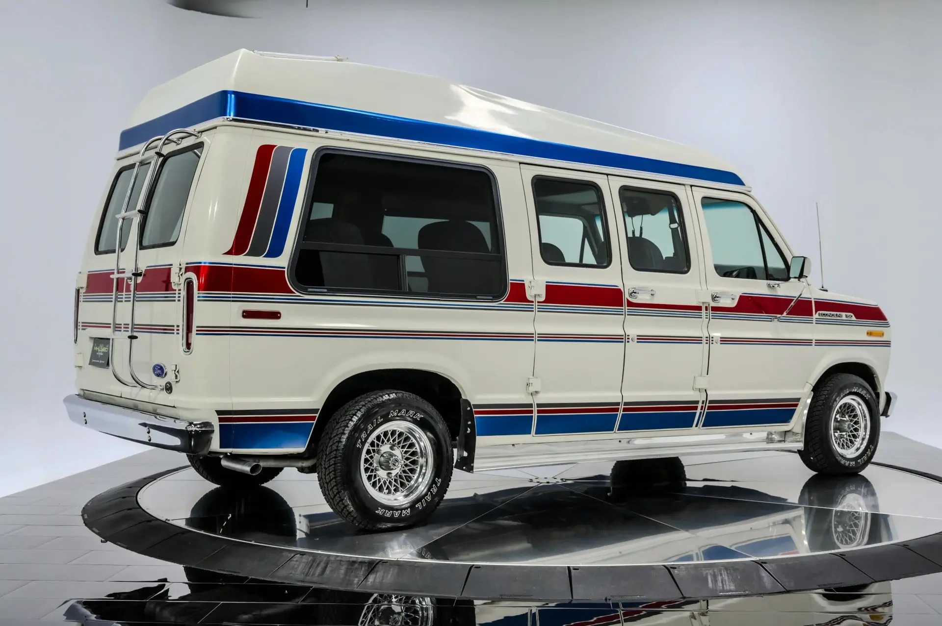 1990 Ford E-150 Econoline - 5