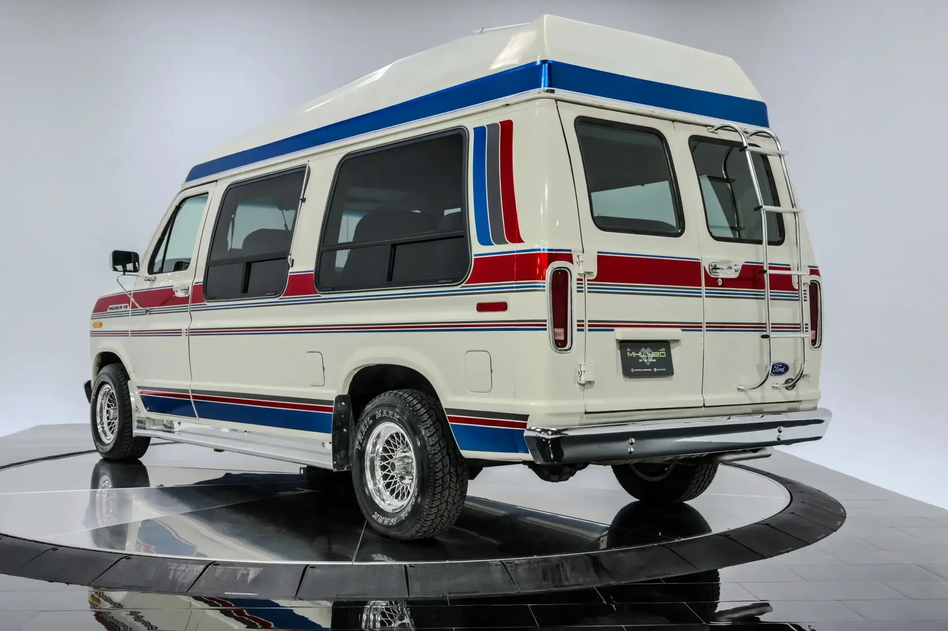 1990 Ford E-150 Econoline