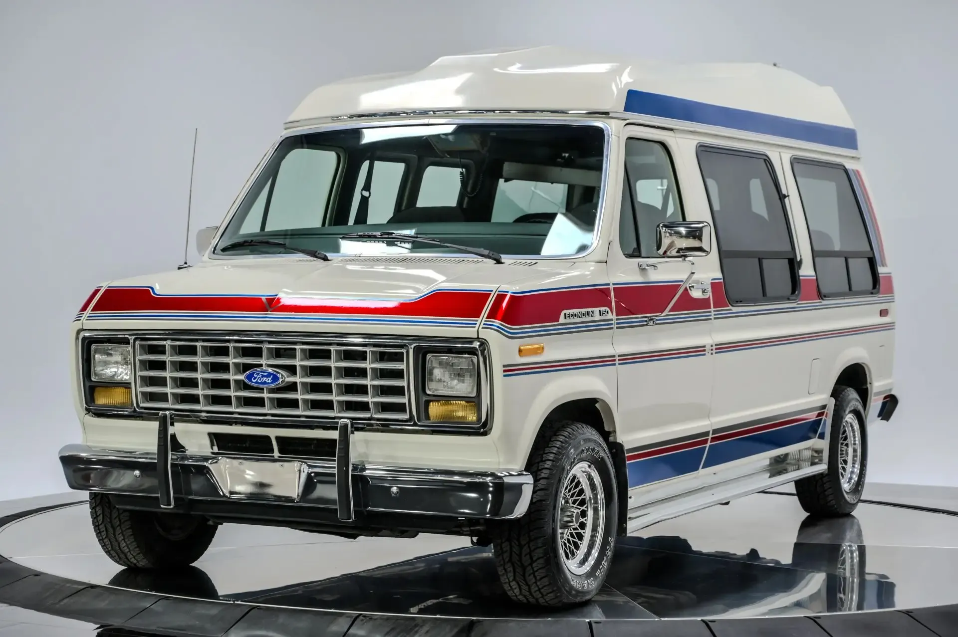 1990 Ford E-150 Econoline