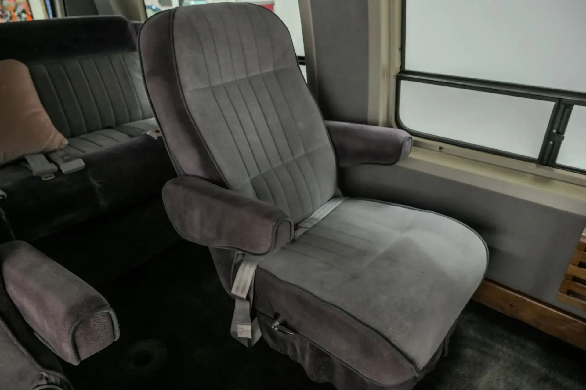 1990 Ford E-150 Econoline