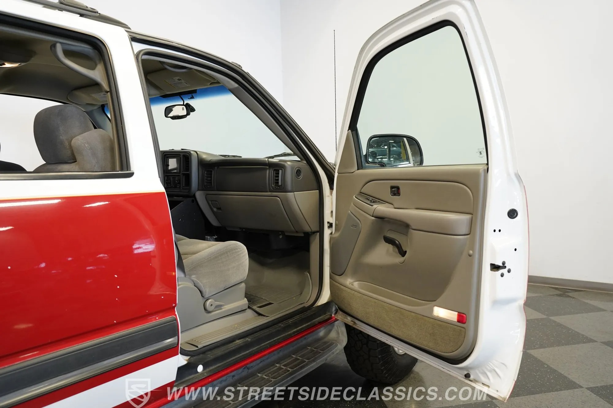 2004 Chevrolet Suburban