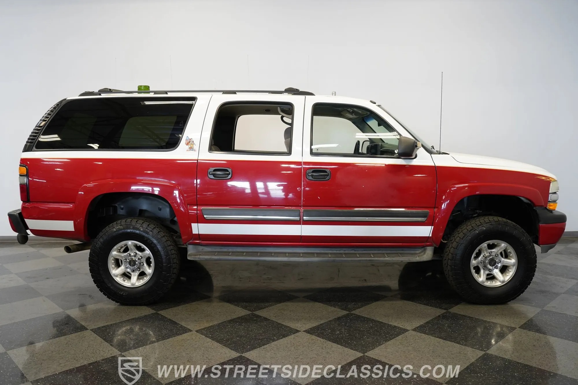 2004 Chevrolet Suburban