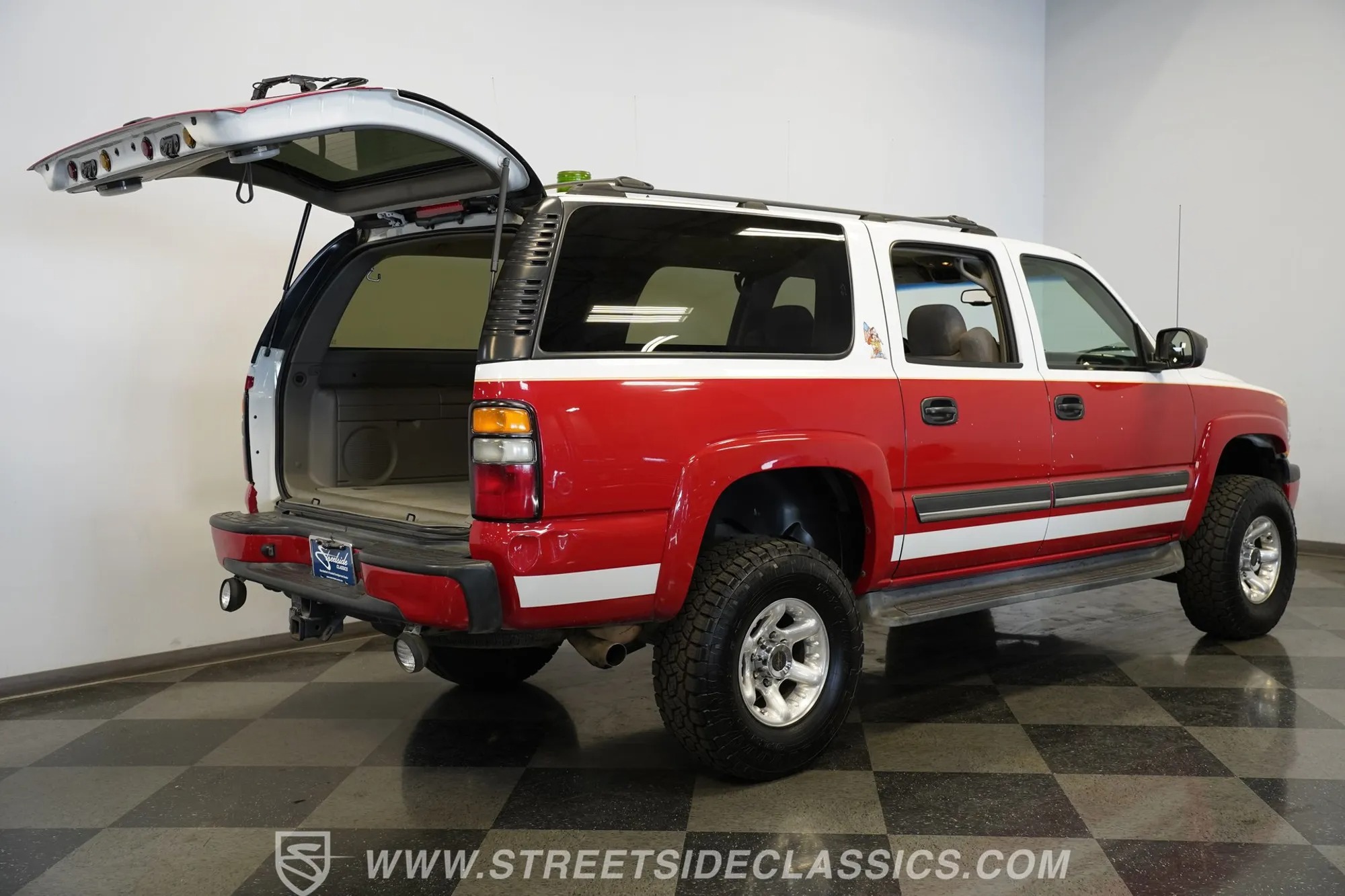 2004 Chevrolet Suburban