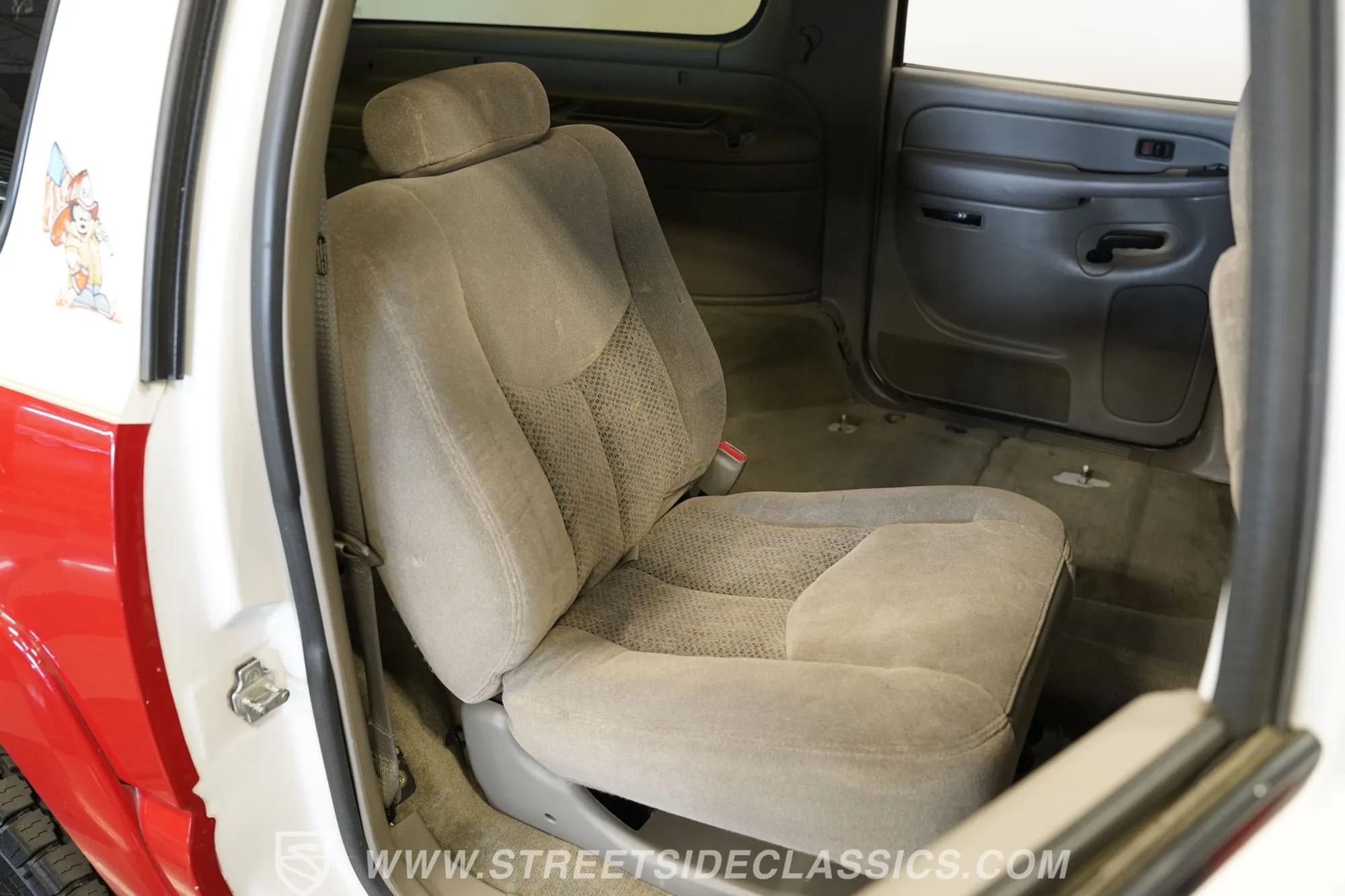 2004 Chevrolet Suburban