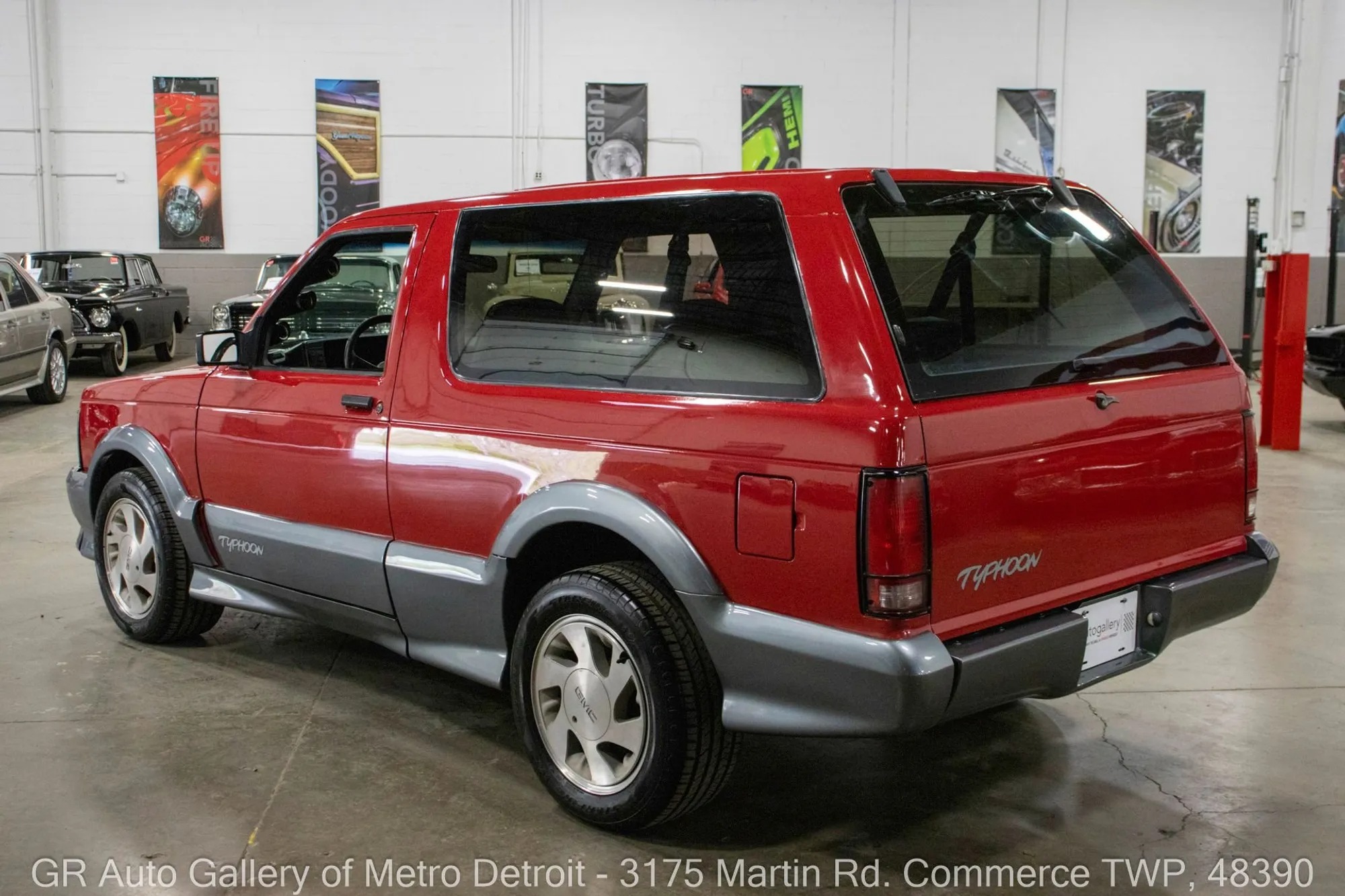 1992 GMC Typhoon - 2