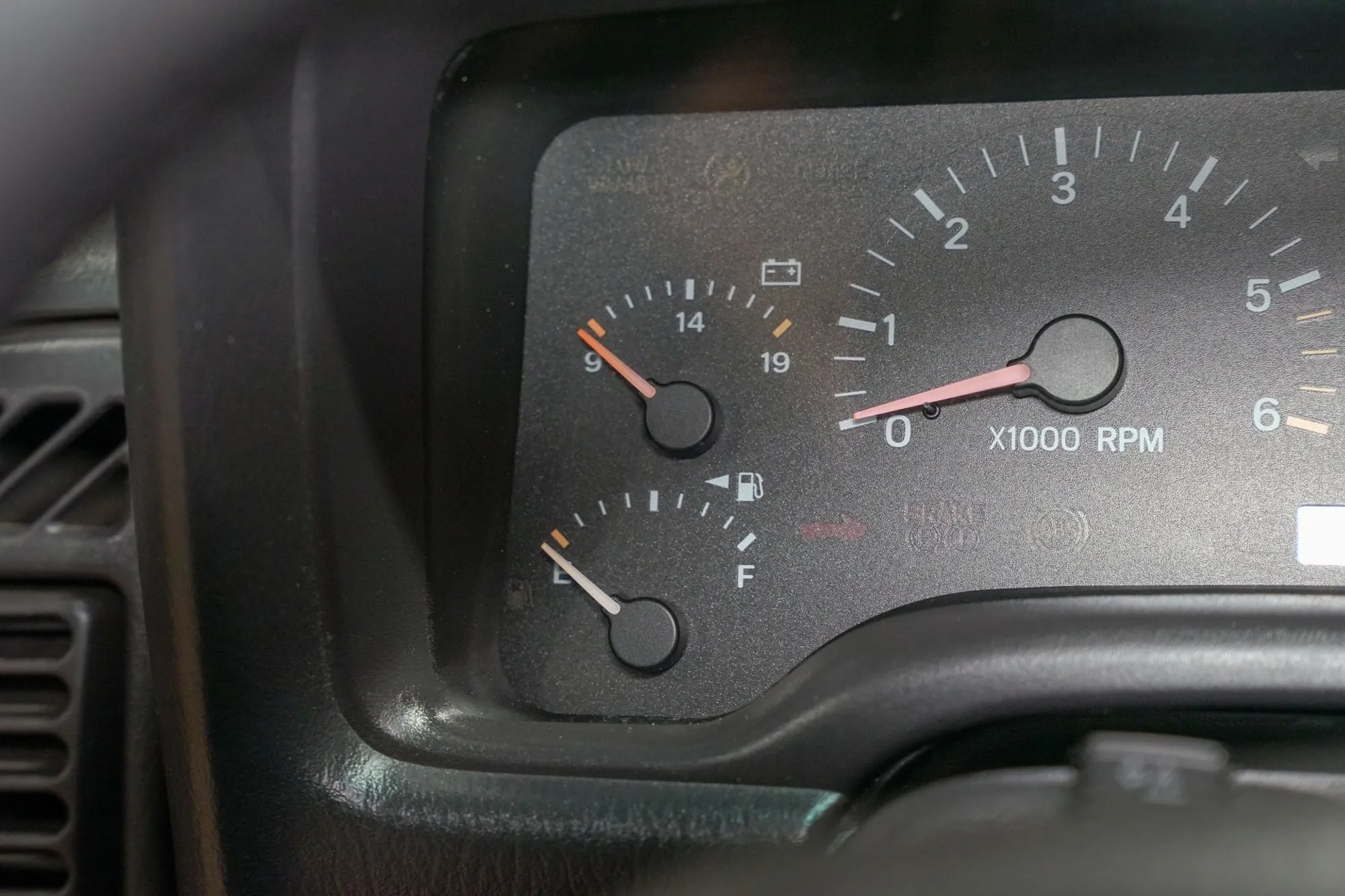 2000 Jeep Cherokee Sport