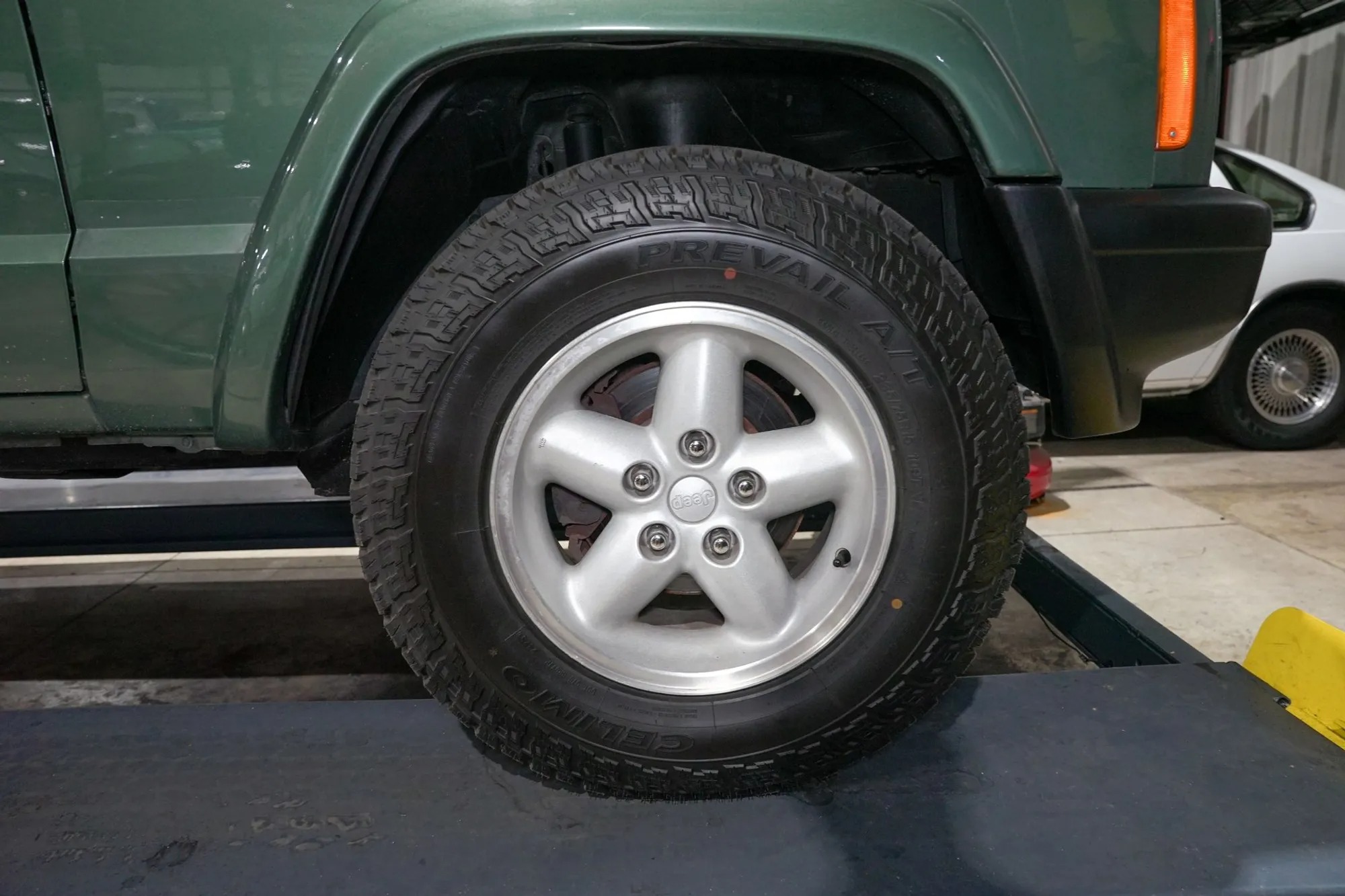 2000 Jeep Cherokee Sport
