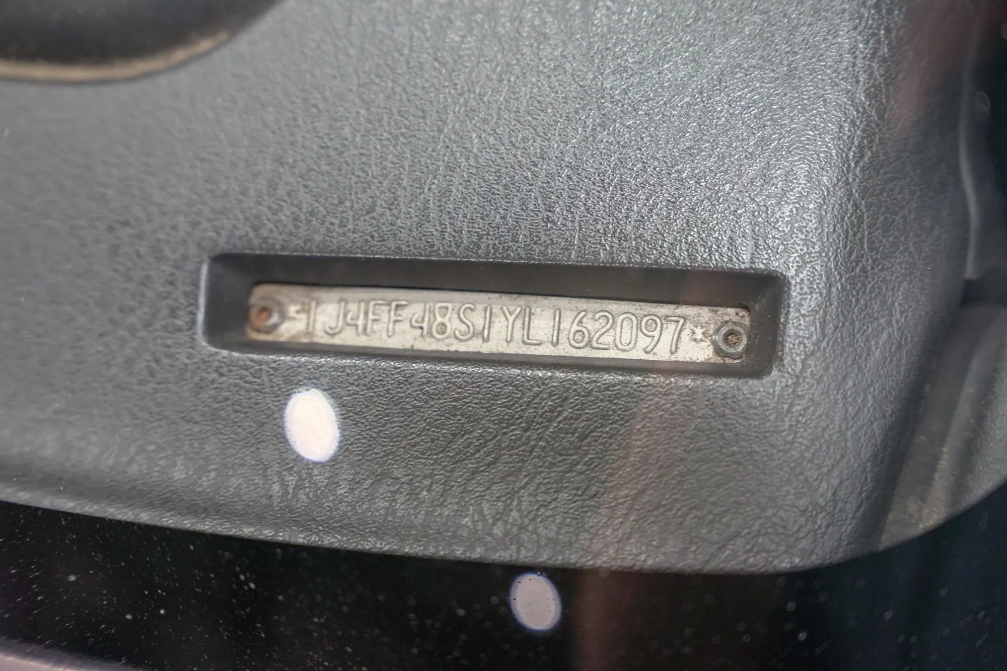 2000 Jeep Cherokee Sport