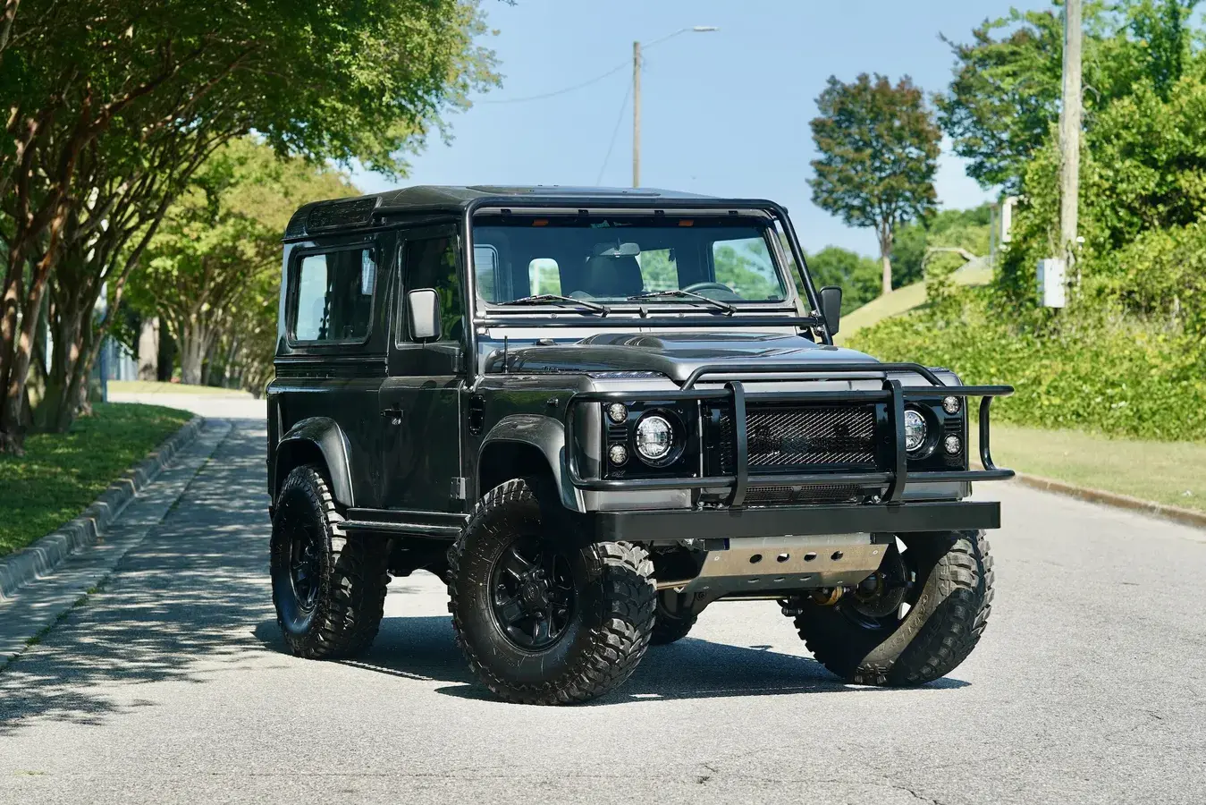  Land Rover Defender 110 / One Ten