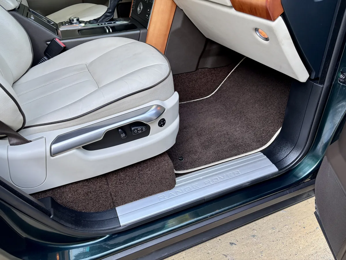 2012 Land Rover Range Rover HSE