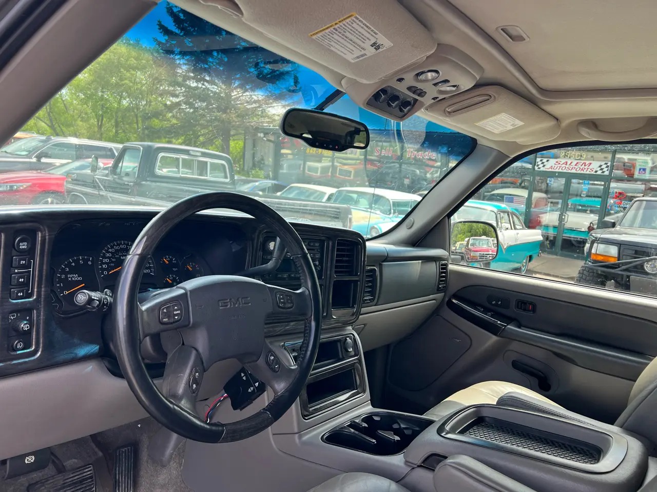 2003 GMC Yukon SLT