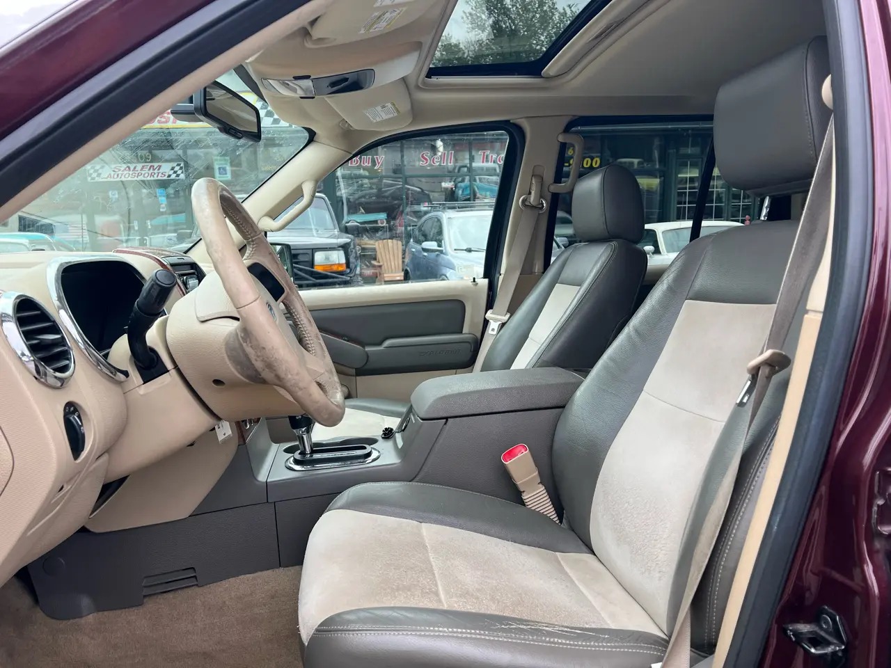 2006 Ford Explorer Eddie Bauer - 5