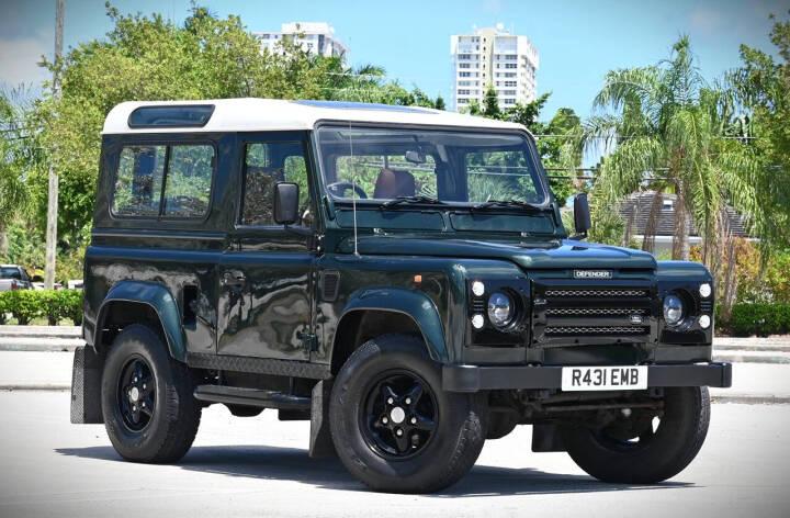 Land Rover Defender