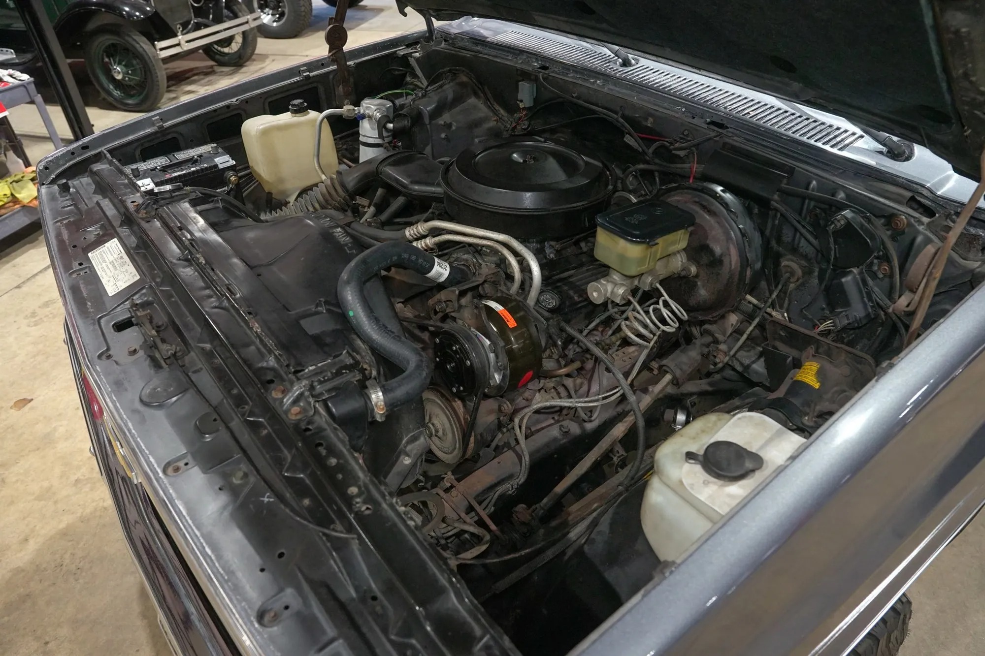 1987 Chevrolet Suburban V10