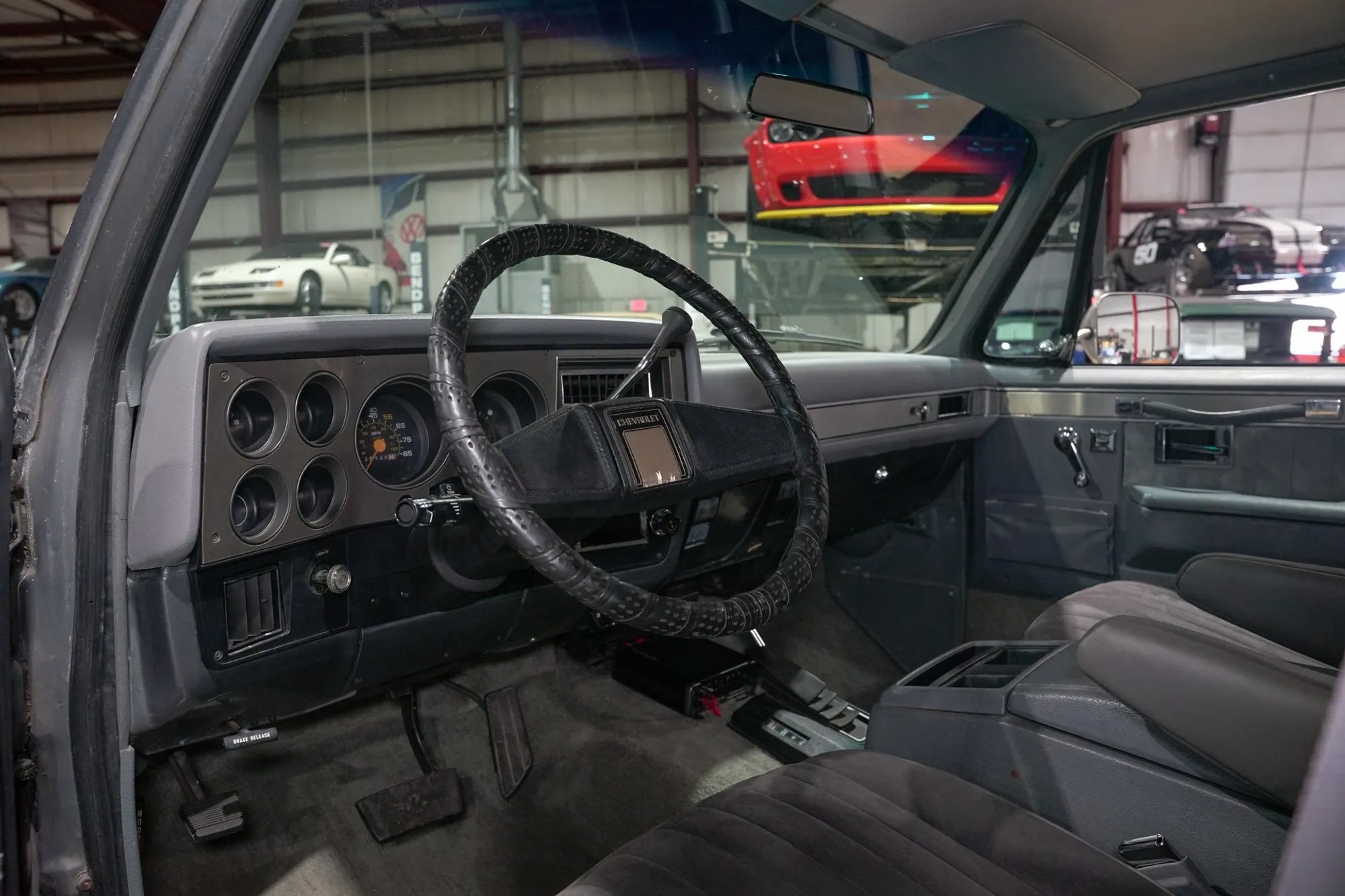 1987 Chevrolet Suburban V10