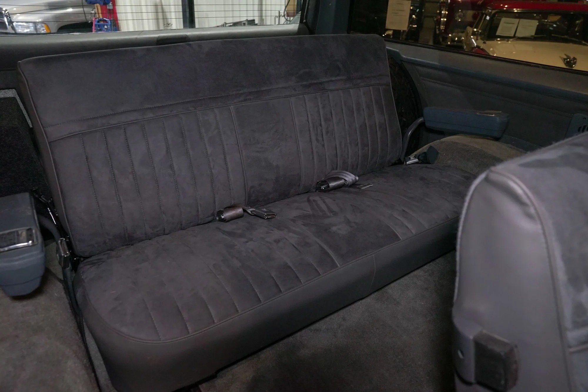 1987 Chevrolet Suburban V10