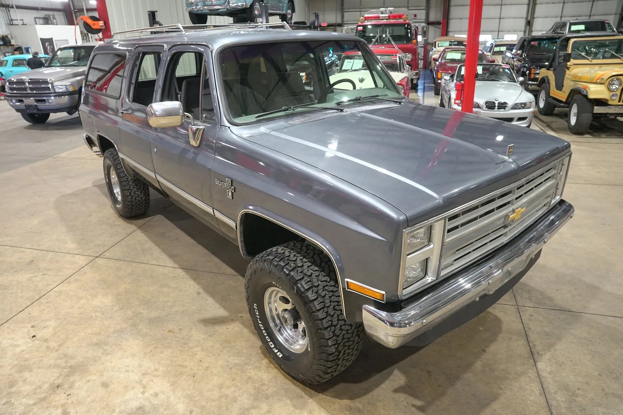 1987 Chevrolet Suburban V10