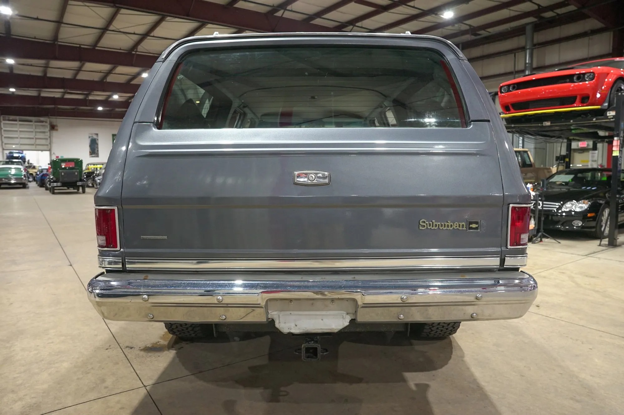 1987 Chevrolet Suburban V10
