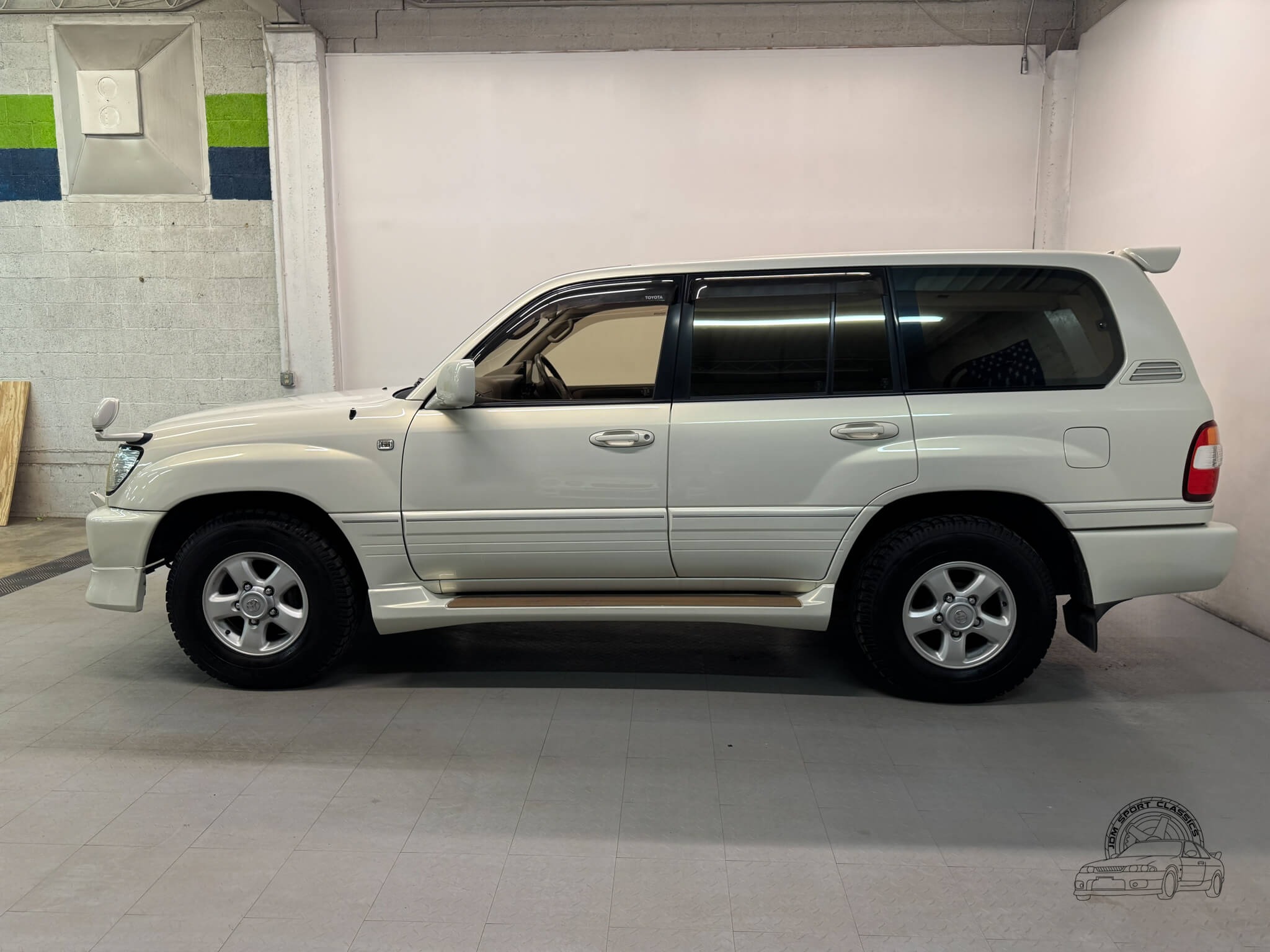 1998 Toyota Land Cruiser VX-L - 2