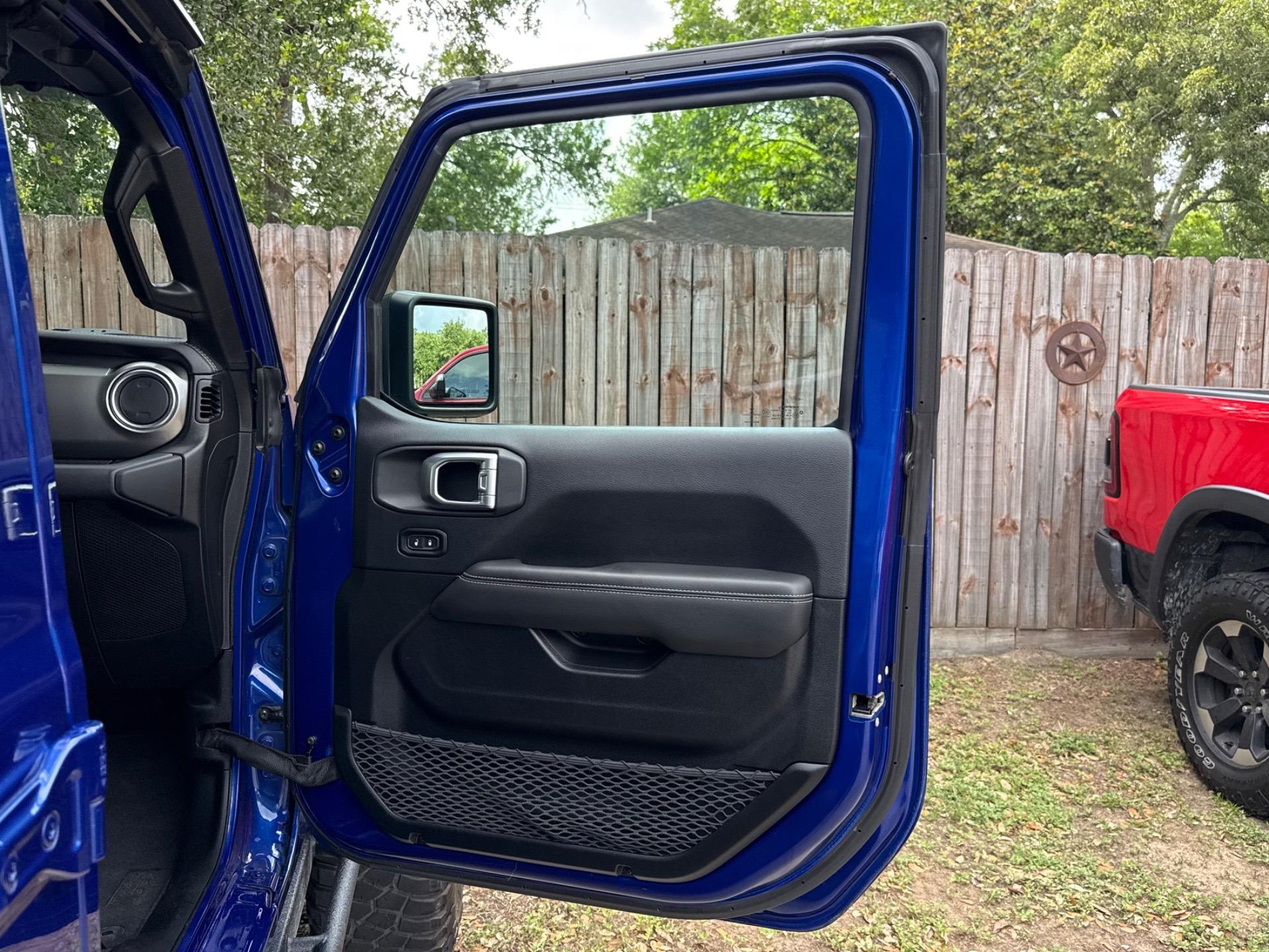 Sale Pending: 2019 Jeep Wrangler Unlimited Sahara