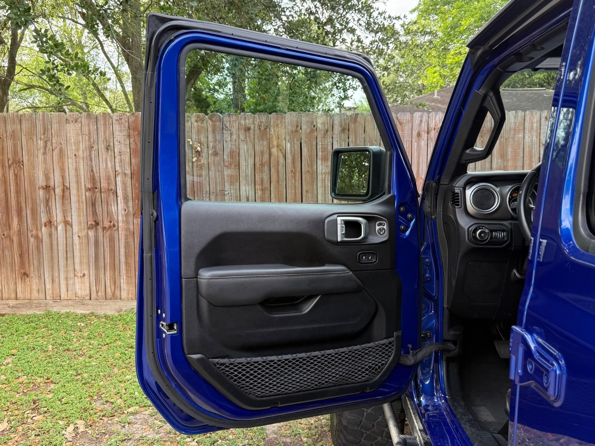 Sale Pending: 2019 Jeep Wrangler Unlimited Sahara