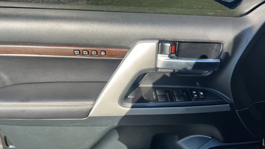 2021 Toyota Land Cruiser Heritage Edition