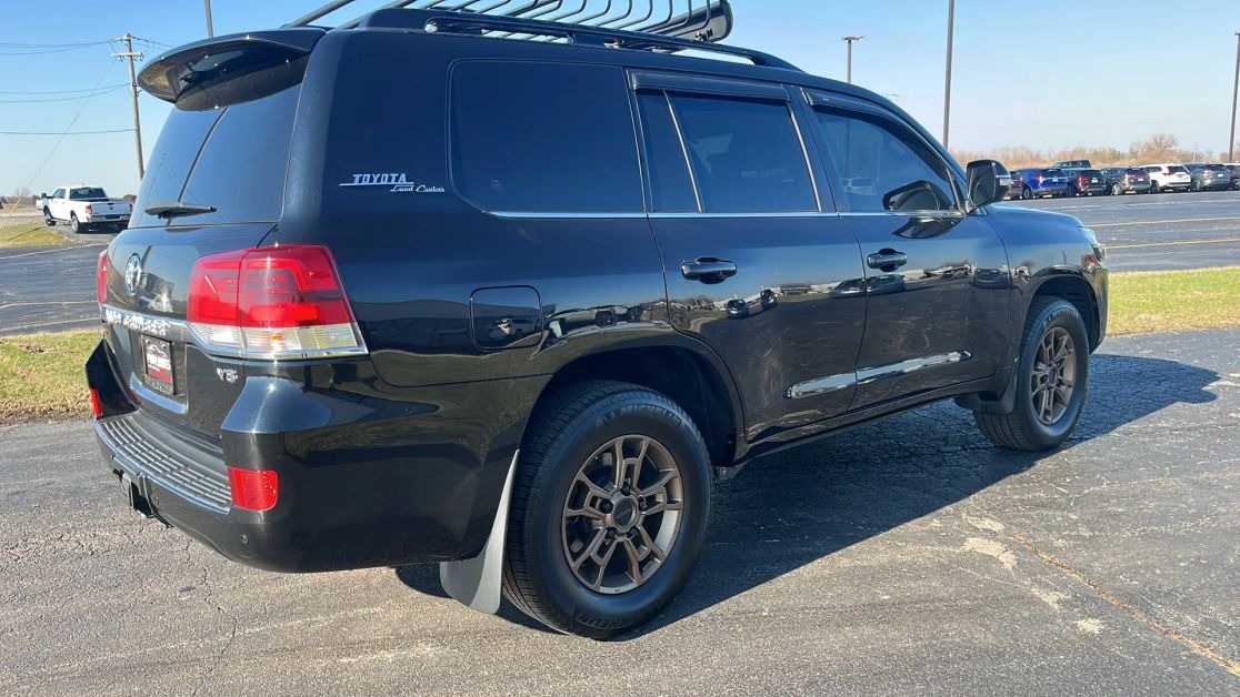 2021 Toyota Land Cruiser Heritage Edition