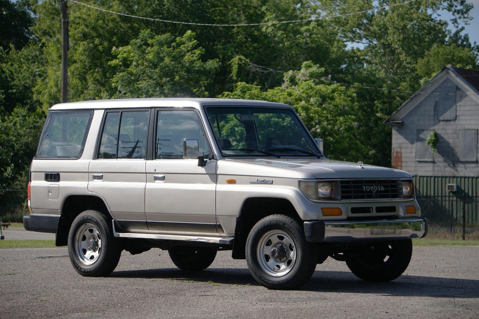  Toyota Land Cruiser