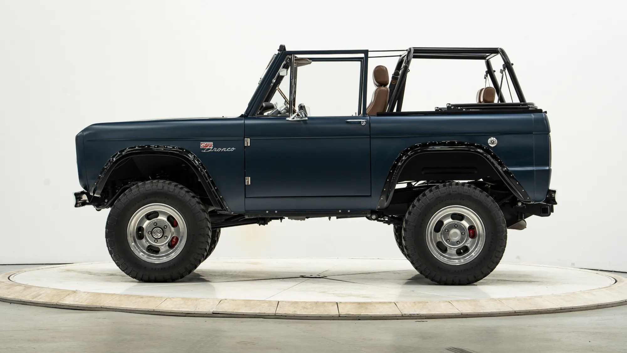 Velocity-Built 1972 Ford Bronco
