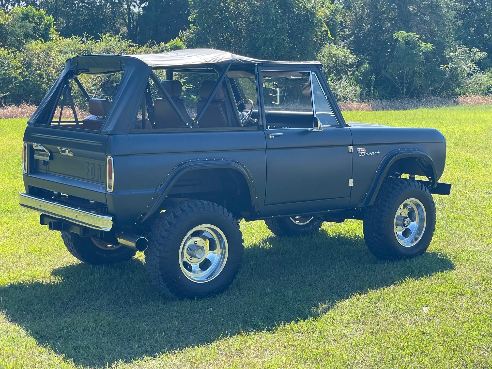 Velocity-Built 1972 Ford Bronco