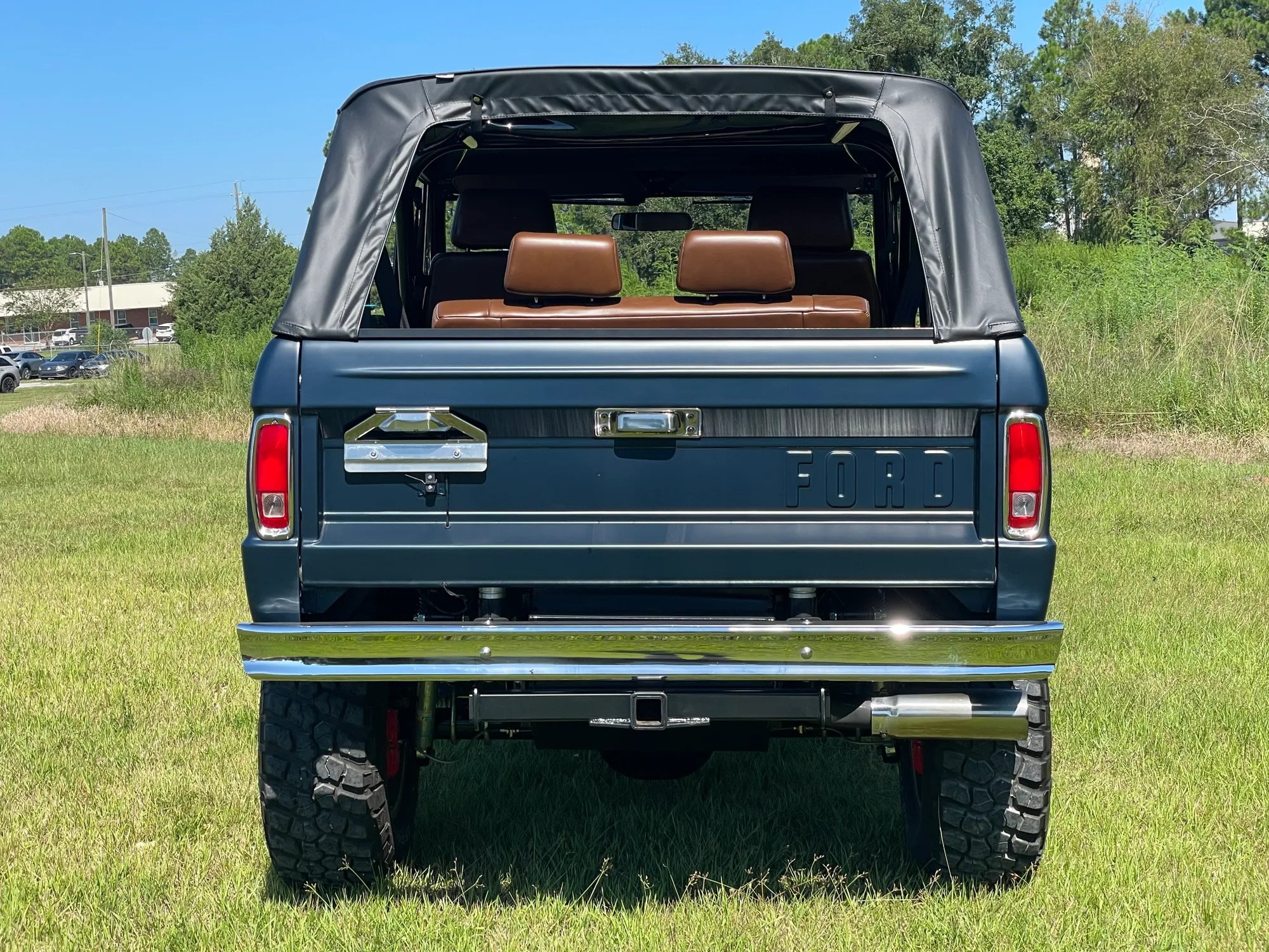 Velocity-Built 1972 Ford Bronco